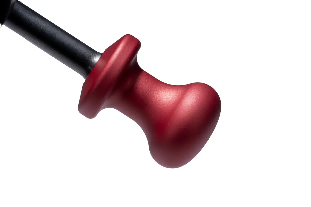 Bolt Knob Barbell Short, M15 (Red)